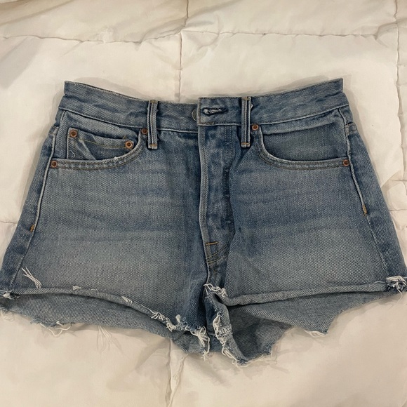CUTEST GRLFRND DENIM SHORTS! SUCH HIGH QUALITY AND PERFECT INVESTMENT! - Picture 1 of 6